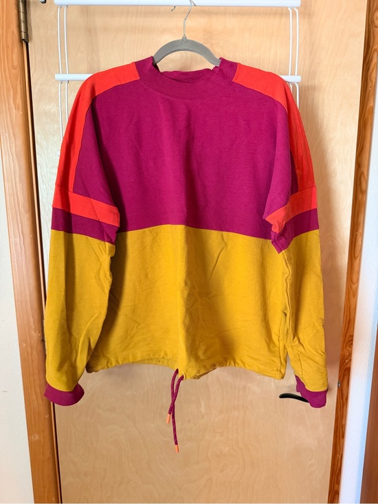 cotopaxi Tops - Cotopaxi Women’s Sweatshirt - Magenta, Mustard & Orange, sz xl